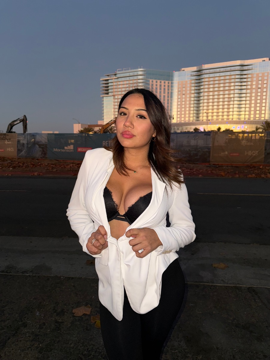 Take a pause and enjoy Ali Cruz — streaming from Port-of-Spain